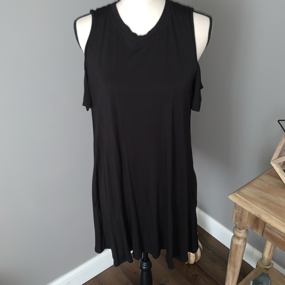 ELAN Black key hole sleeve boutique dress size M
